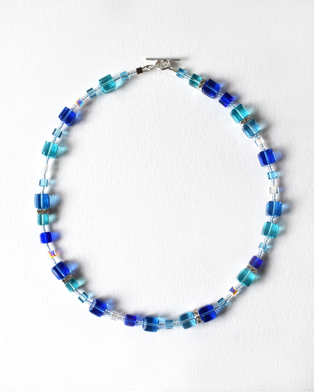 Shimmering Blue Cube Bead Crystal Necklace