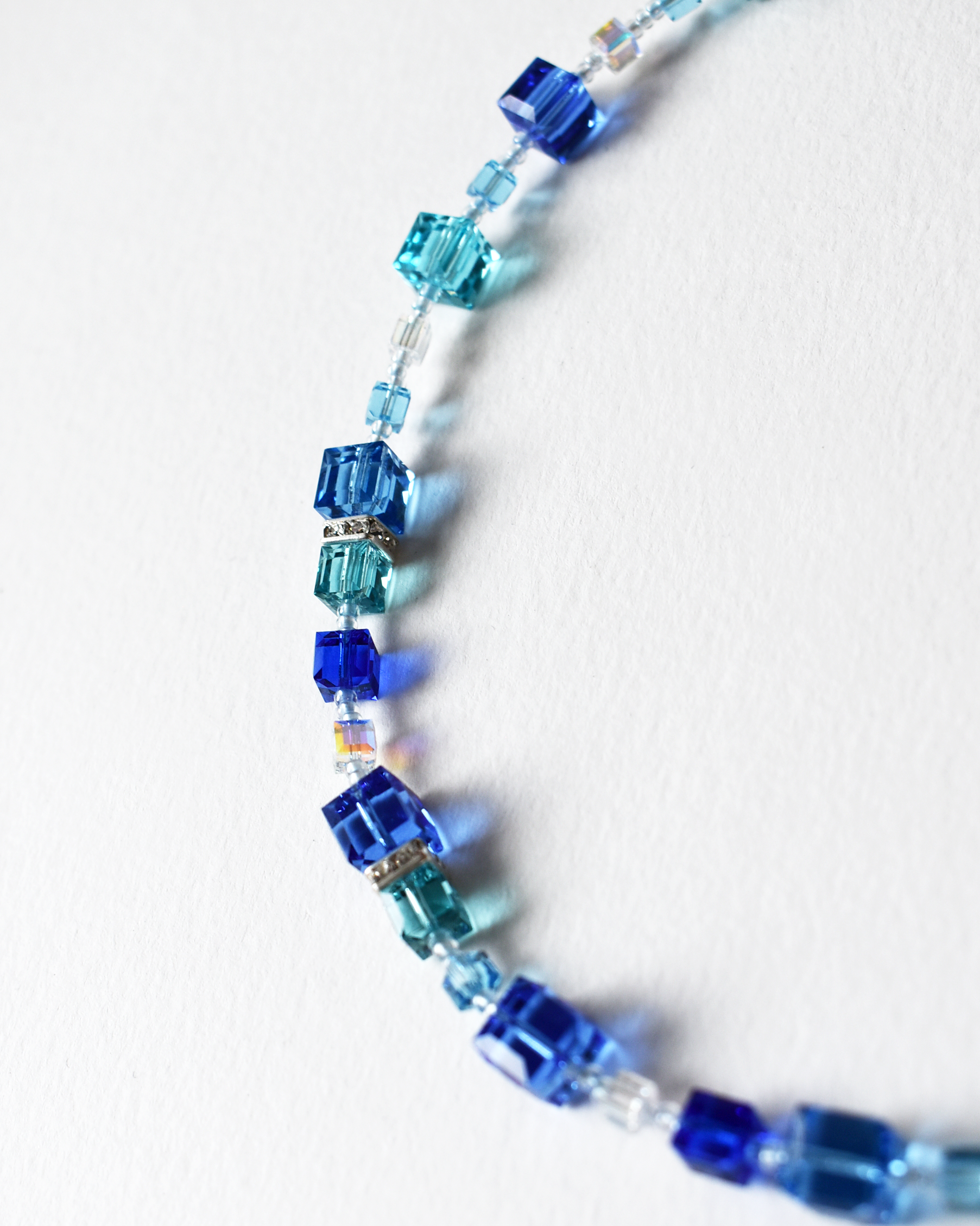 Shimmering Blue Cube Bead Crystal Necklace
