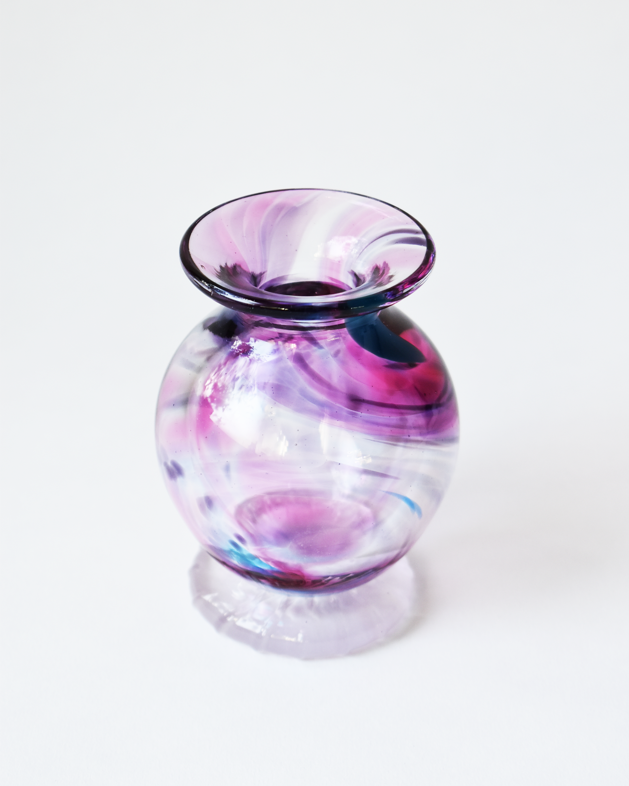 Pink Swirl Splash Blown Ink Pot (with Henry base)
