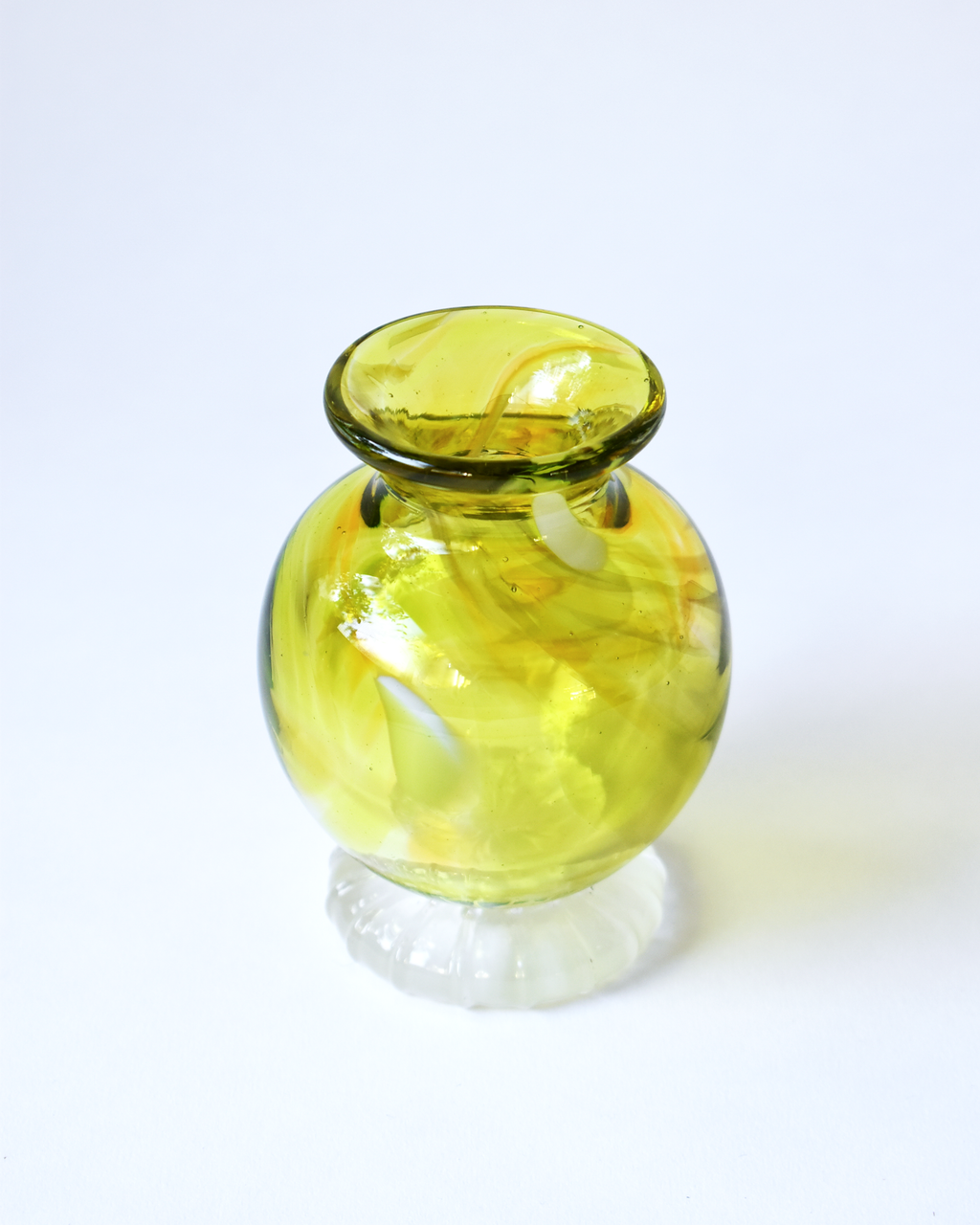 Vivid Lime Splash Blown Ink Pot (with Henry base)