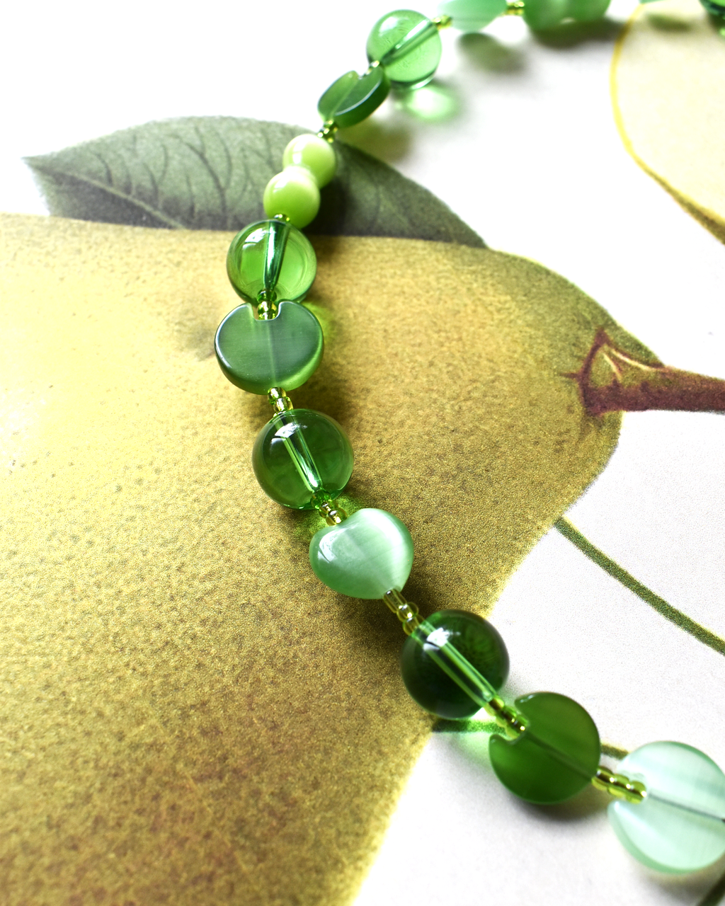 'Apple Greens' Bead Necklace