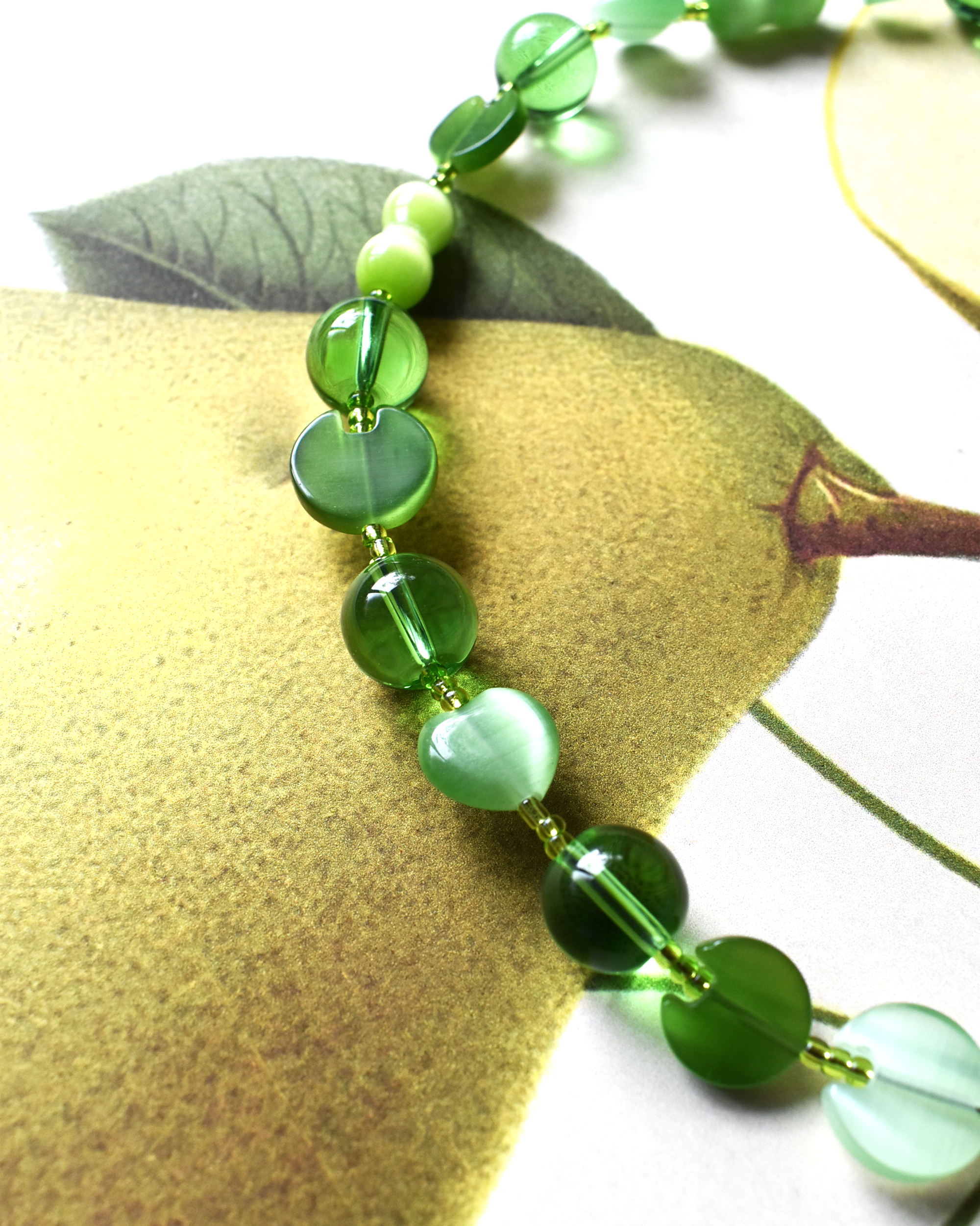 'Apple Greens' Bead Necklace