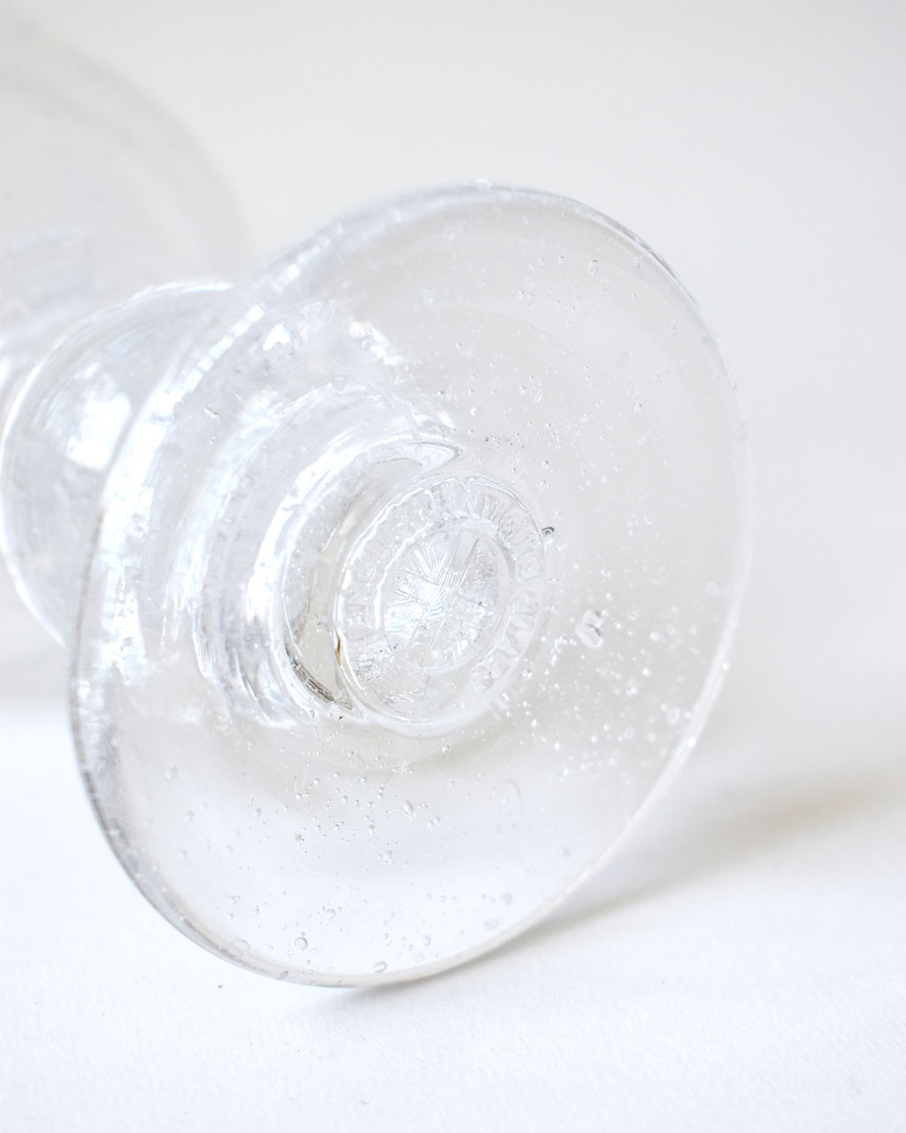 Mouthblown Clear Seedy 'Heritage' Cocktail Glass