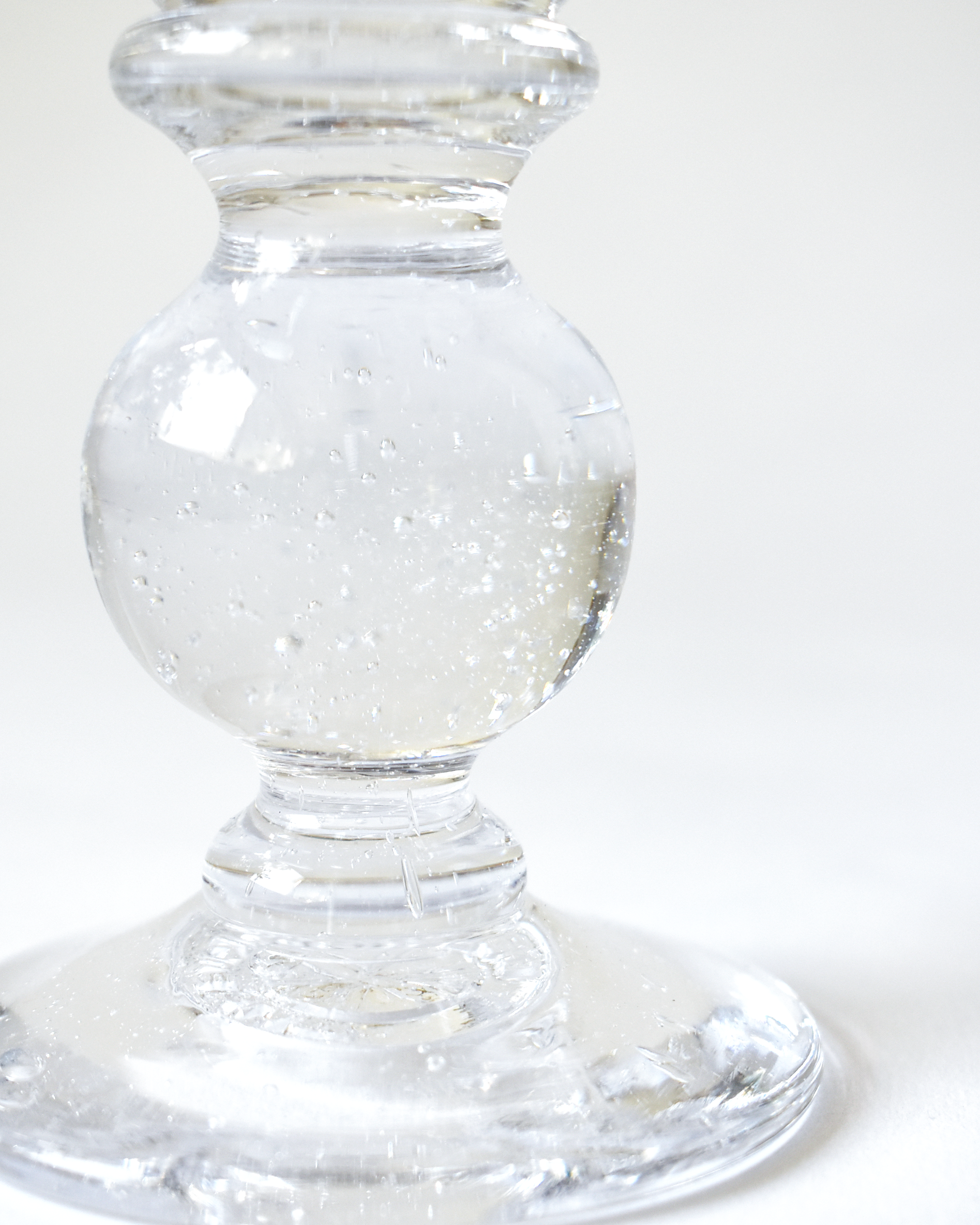 Mouthblown Clear Seedy 'Heritage' Cocktail Glass