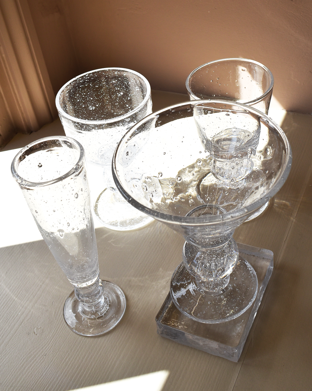 Mouthblown Clear Seedy 'Heritage' Champagne Glass