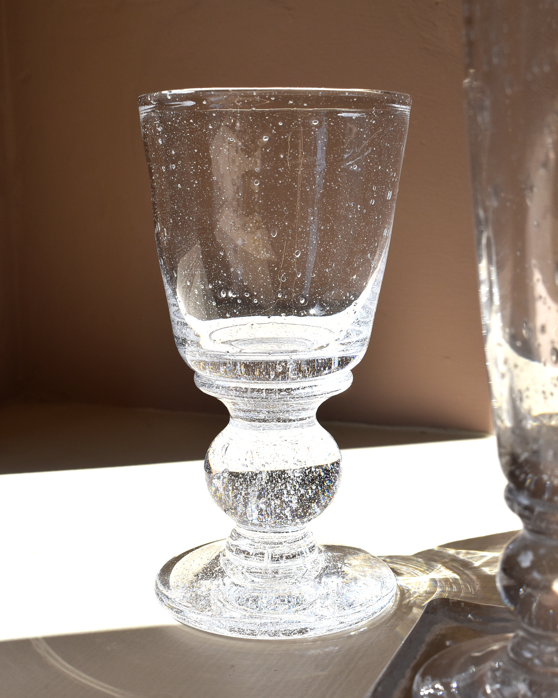 Mouthblown Clear Seedy 'Heritage' Elegant Wine Glass