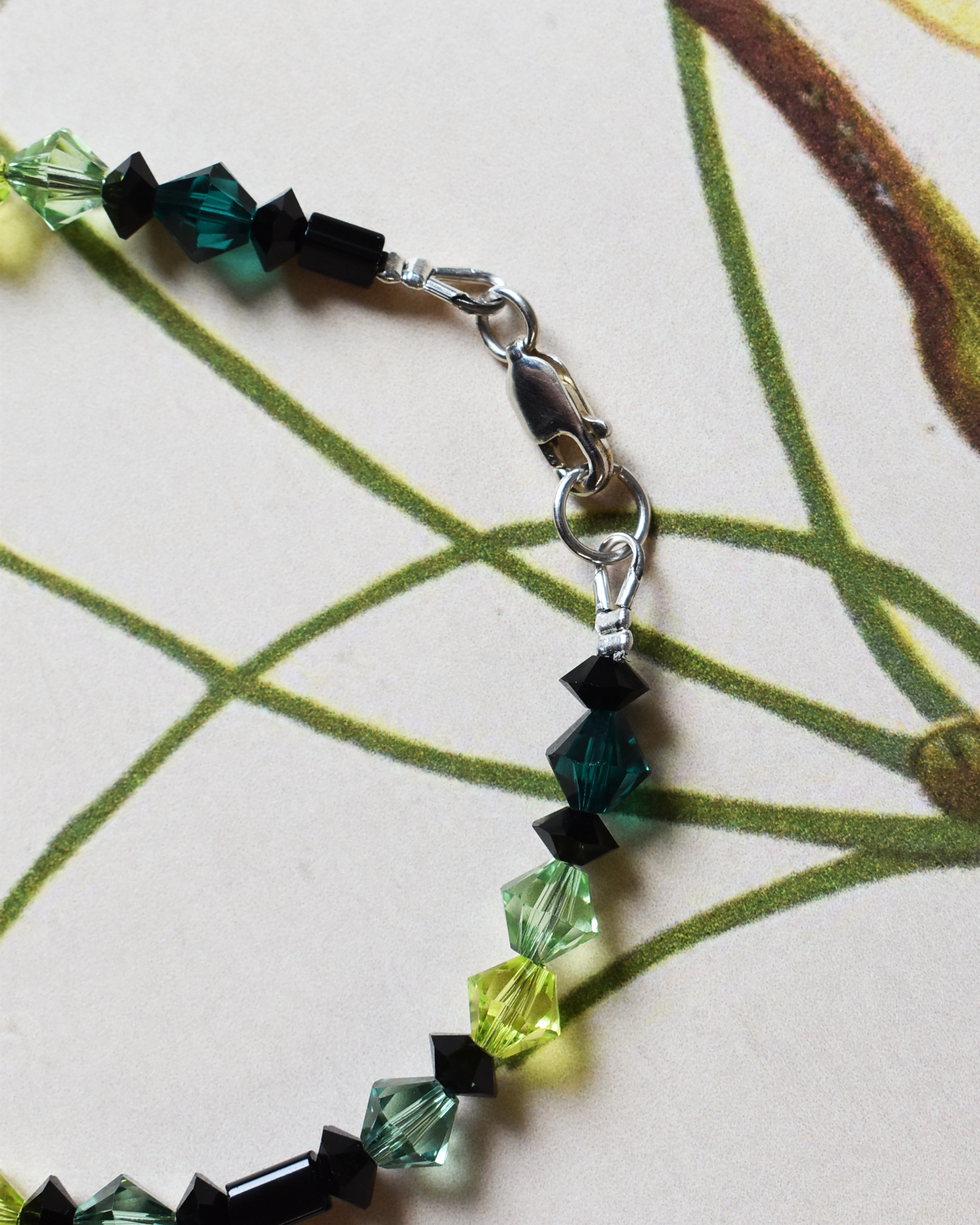 'Evergreen Glow' Bead Bracelet