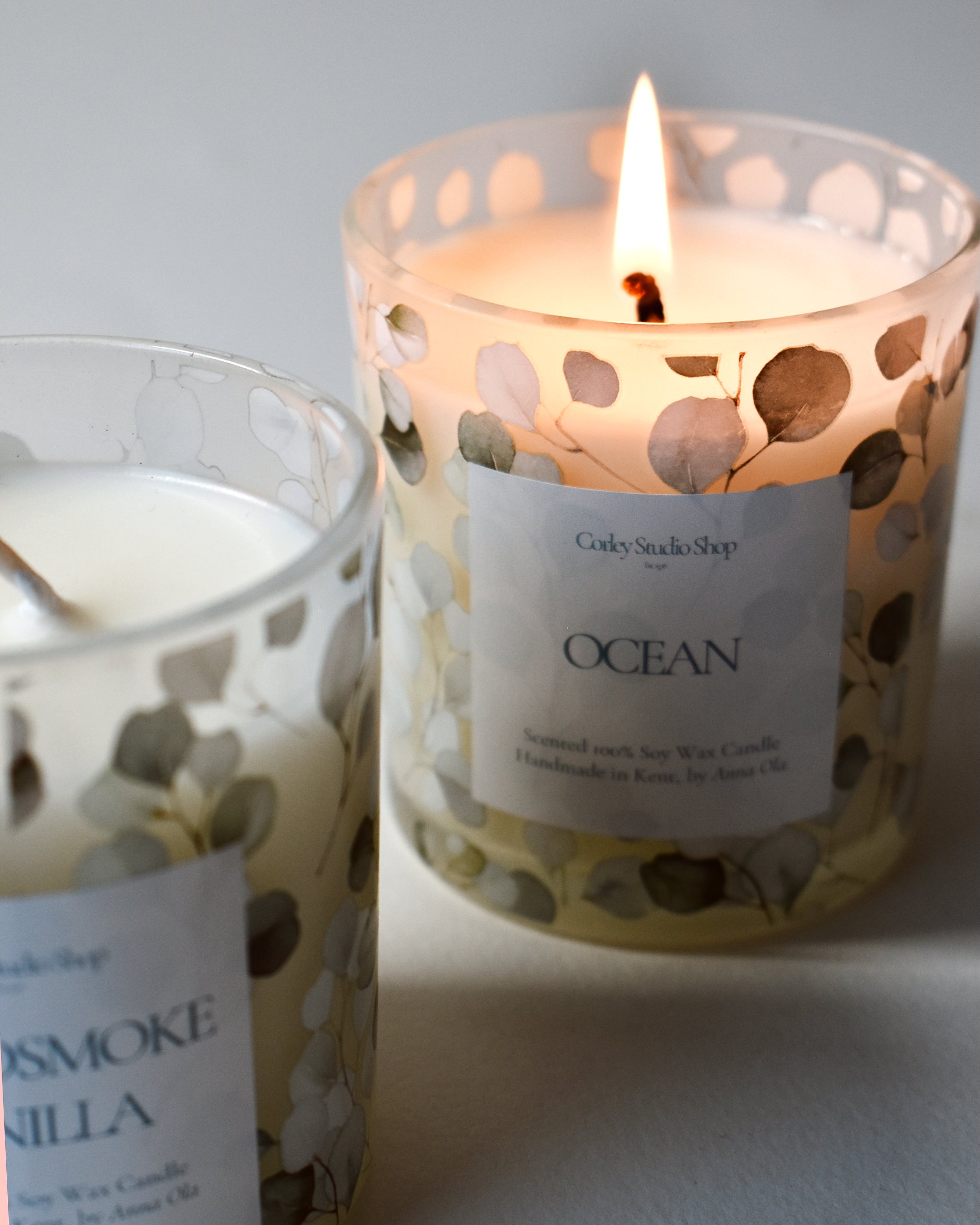 'Sandalwood & Myrrh' Coastal Leaf Candle